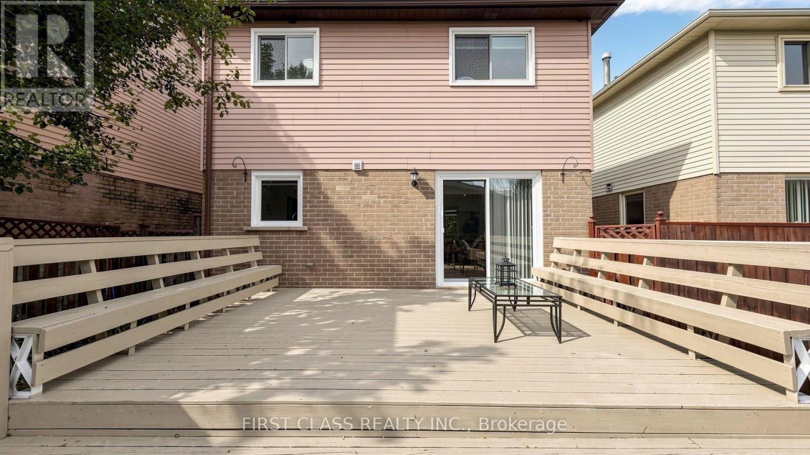 34 Mayberry Court, Brampton, Ontario  L6S 5B1 - Photo 47 - W13857920