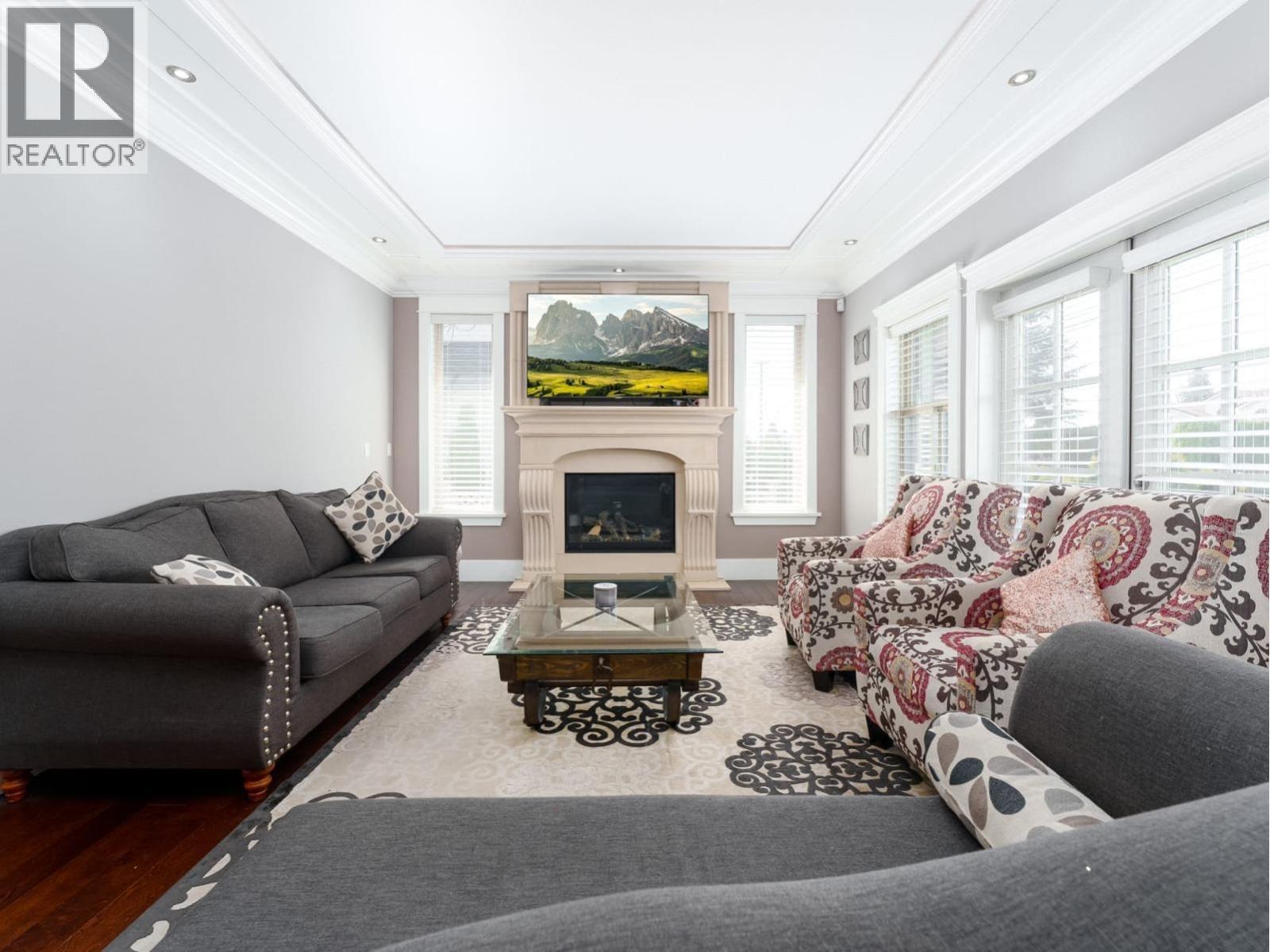 8588 Armstrong Avenue, Burnaby, British Columbia  V3N 2H5 - Photo 4 - R3171568