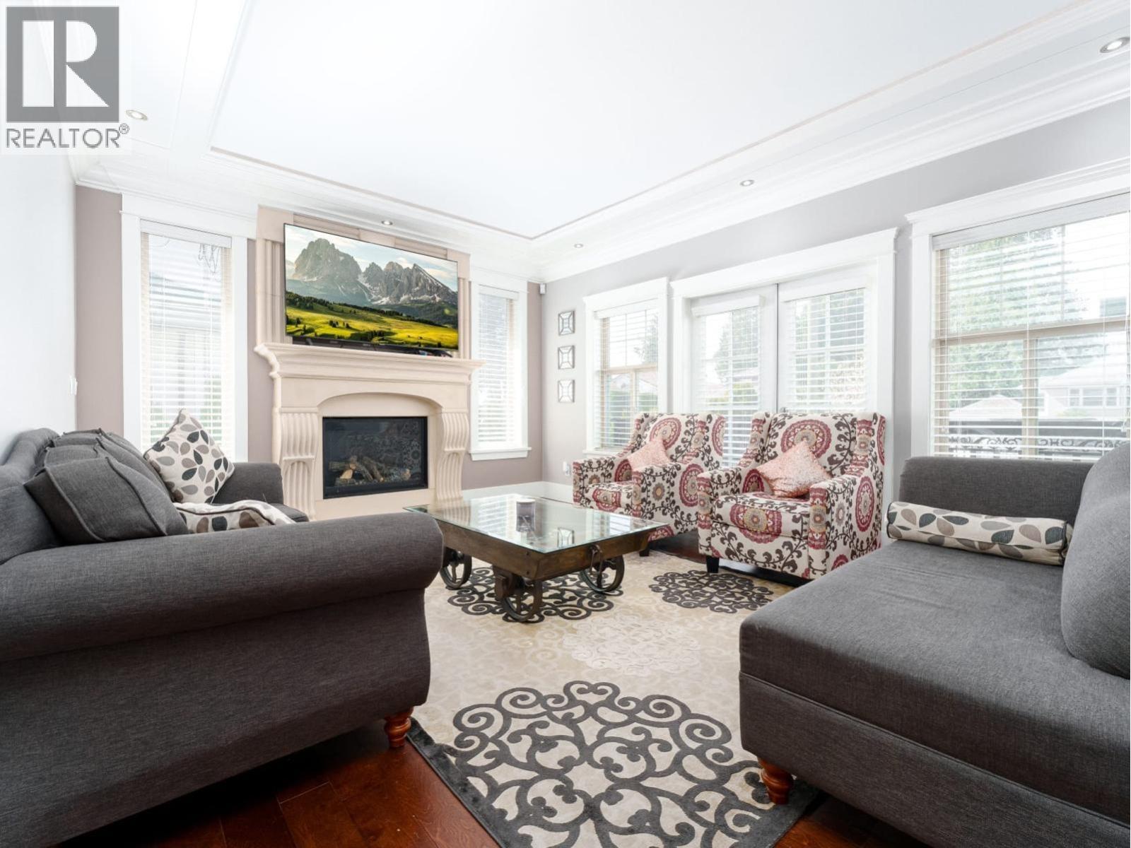 8588 Armstrong Avenue, Burnaby, British Columbia  V3N 2H5 - Photo 5 - R3171568