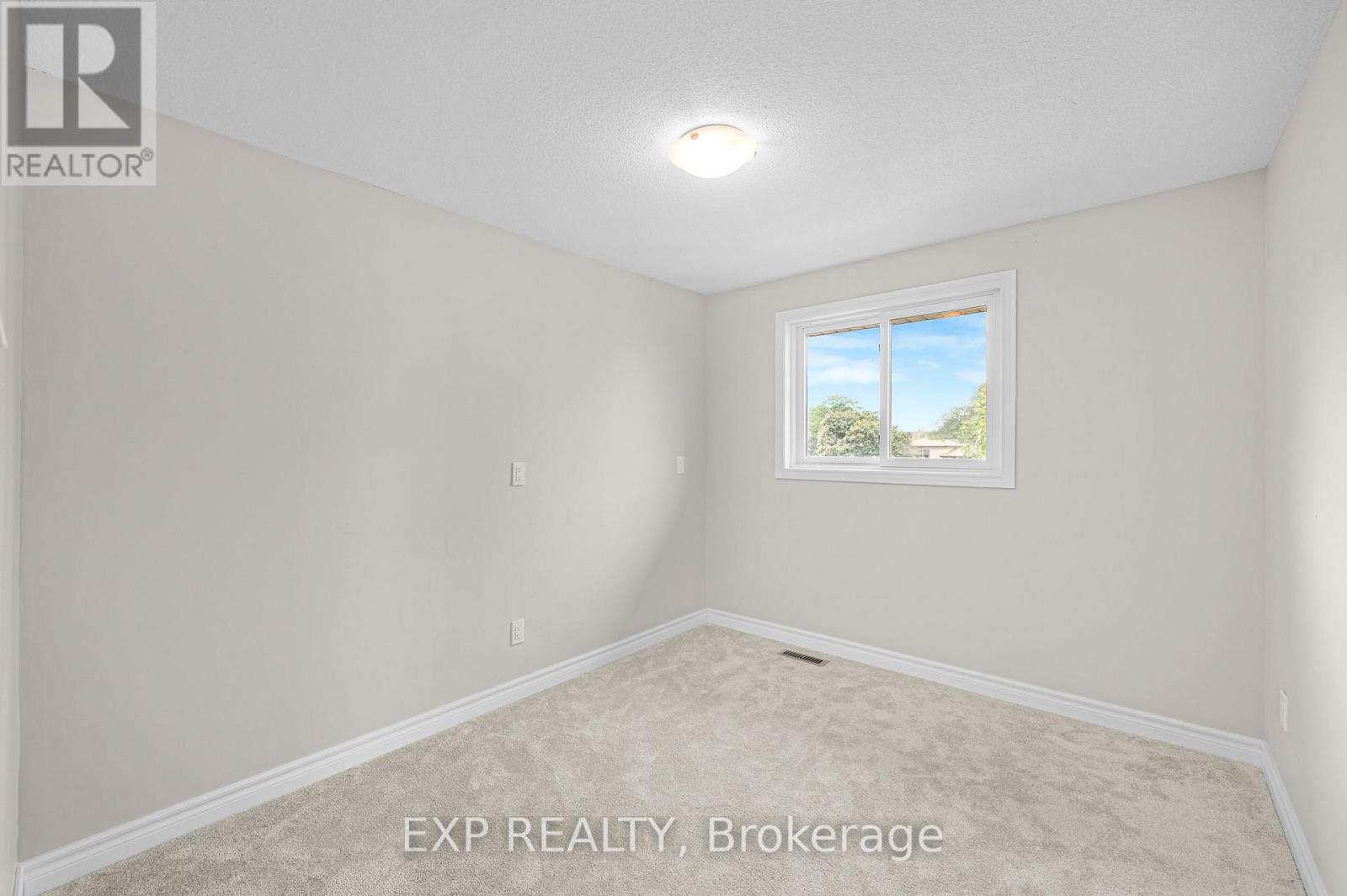 10 Donegel Place, Hamilton, Ontario  L9A 4Z6 - Photo 23 - X13858032