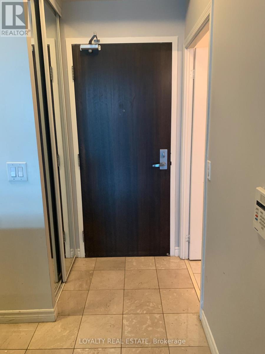 309 - 19 Grand Trunk Crescent, Toronto, Ontario  M5J 3A3 - Photo 2 - C13858028