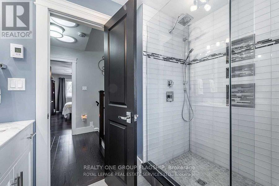 3594 Gallager Drive, Mississauga, Ontario  L5C 2N6 - Photo 13 - W13858034