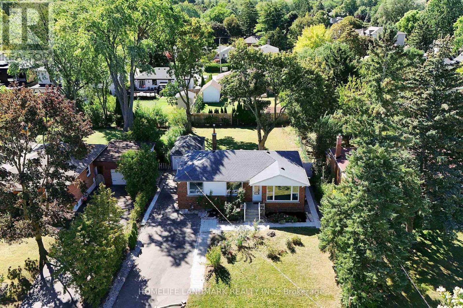 236 Southview Road, Oakville, Ontario  L6K 2P4 - Photo 2 - W13858042