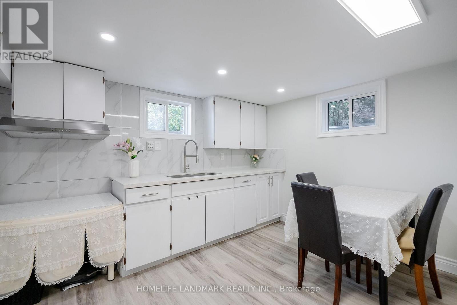 236 Southview Road, Oakville, Ontario  L6K 2P4 - Photo 43 - W13858042