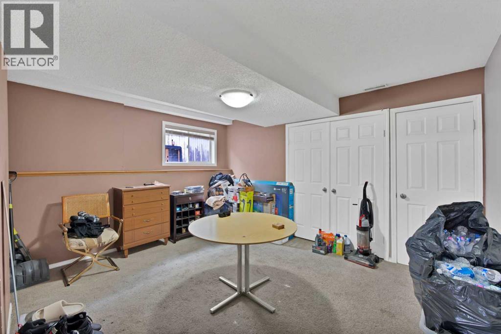 157 Saratoga Close NE, Calgary, Alberta  T1Y 7A1 - Photo 40 - A2348692