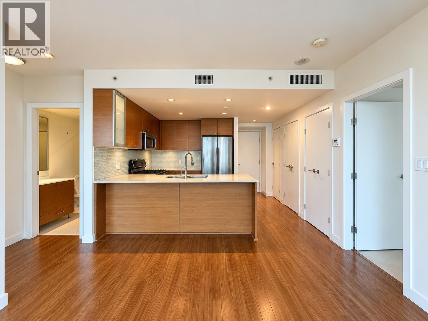 807 5900 Alderbridge Way, Richmond, British Columbia  V6X 0B6 - Photo 3 - R3170608