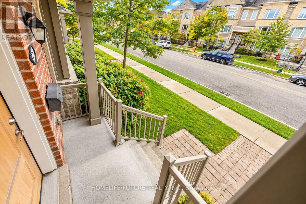 7 - 3170 Boxford Crescent, Mississauga, Ontario  L5M 0X1 - Photo 3 - W13856676