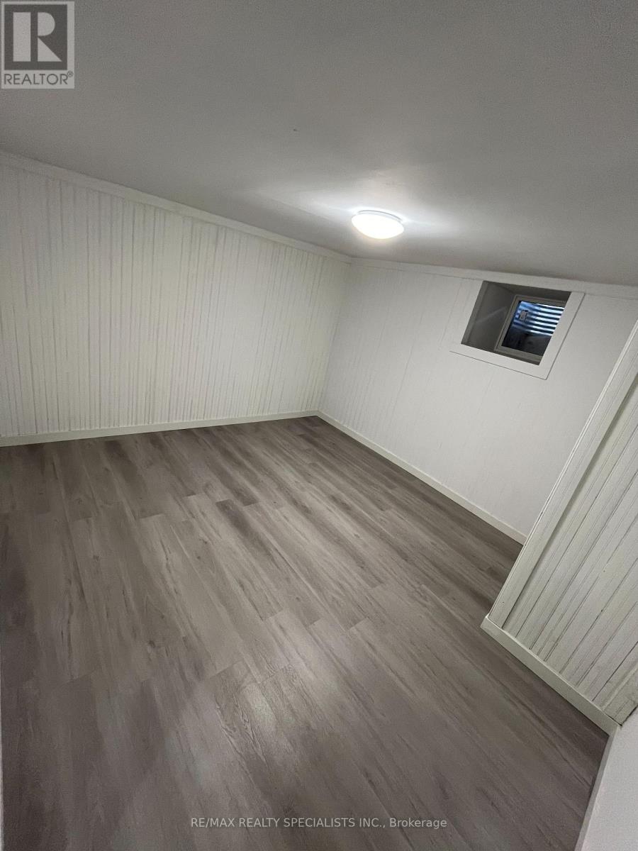 Lower - 68 East Avenue N, Hamilton, Ontario  L8L 5H5 - Photo 12 - X13729436