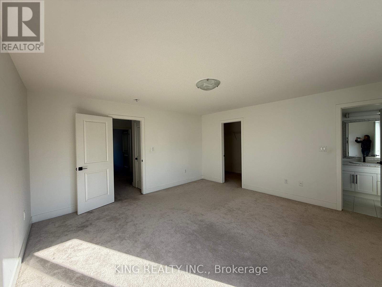 Upper - 27 Christopher Court, London South, Ontario N5Z 0B1 - Photo 21 - X13858086