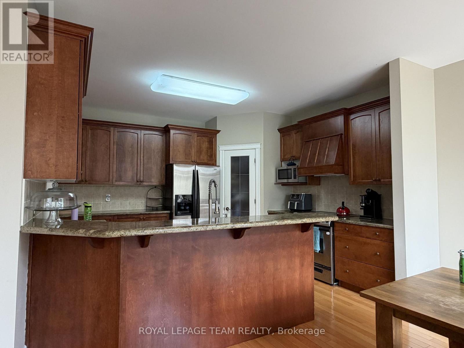 251 Tofino Private, Ottawa, Ontario  K2M 0B1 - Photo 8 - X13858066