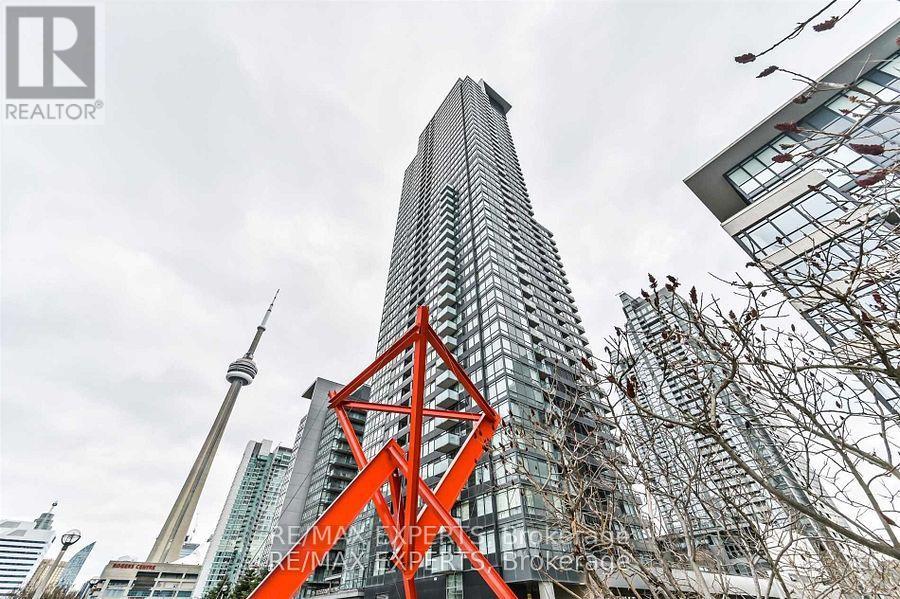 4801 - 25 TELEGRAM MEWS, Toronto, Ontario