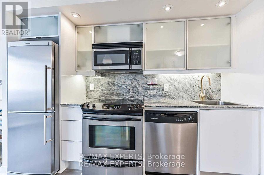 4801 - 25 Telegram Mews, Toronto, Ontario  M5N 1L6 - Photo 7 - C13775626