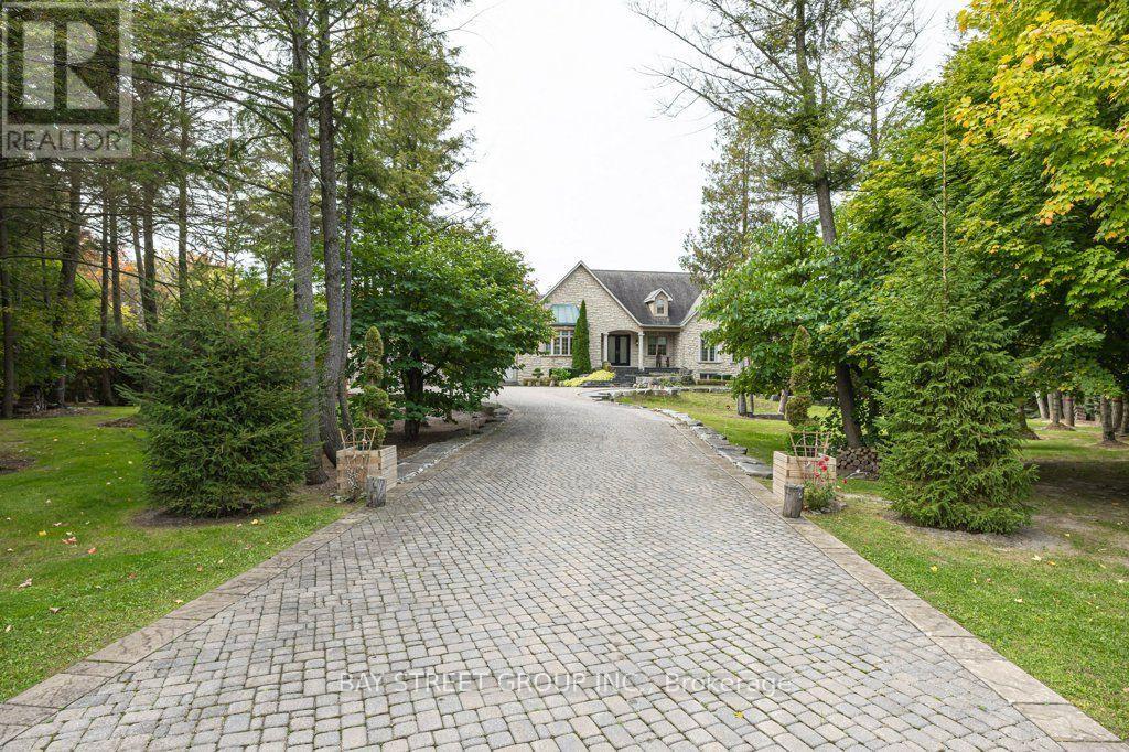 5 River Stone Court, East Gwillimbury, Ontario  L0G 1V0 - Photo 1 - N13858054