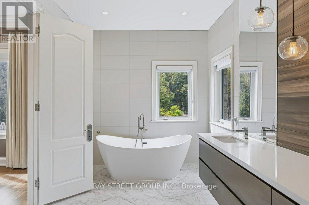 5 River Stone Court, East Gwillimbury, Ontario  L0G 1V0 - Photo 26 - N13858054