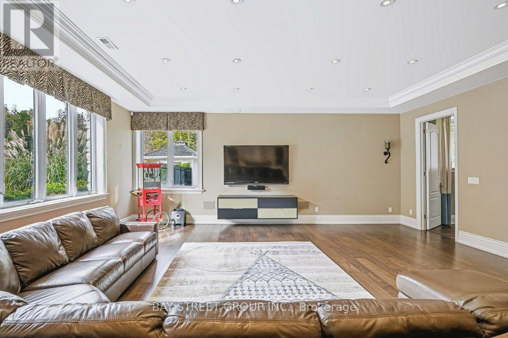 5 River Stone Court, East Gwillimbury, Ontario  L0G 1V0 - Photo 37 - N13858054