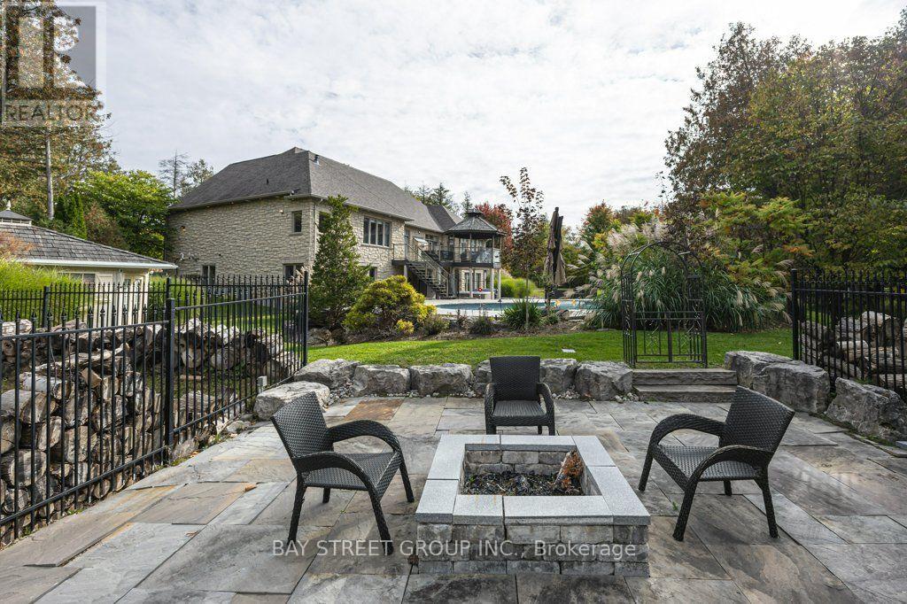 5 River Stone Court, East Gwillimbury, Ontario  L0G 1V0 - Photo 46 - N13858054