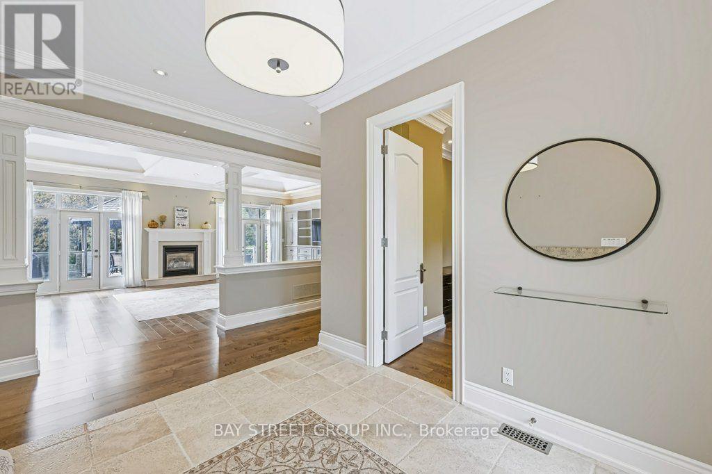 5 River Stone Court, East Gwillimbury, Ontario  L0G 1V0 - Photo 7 - N13858054