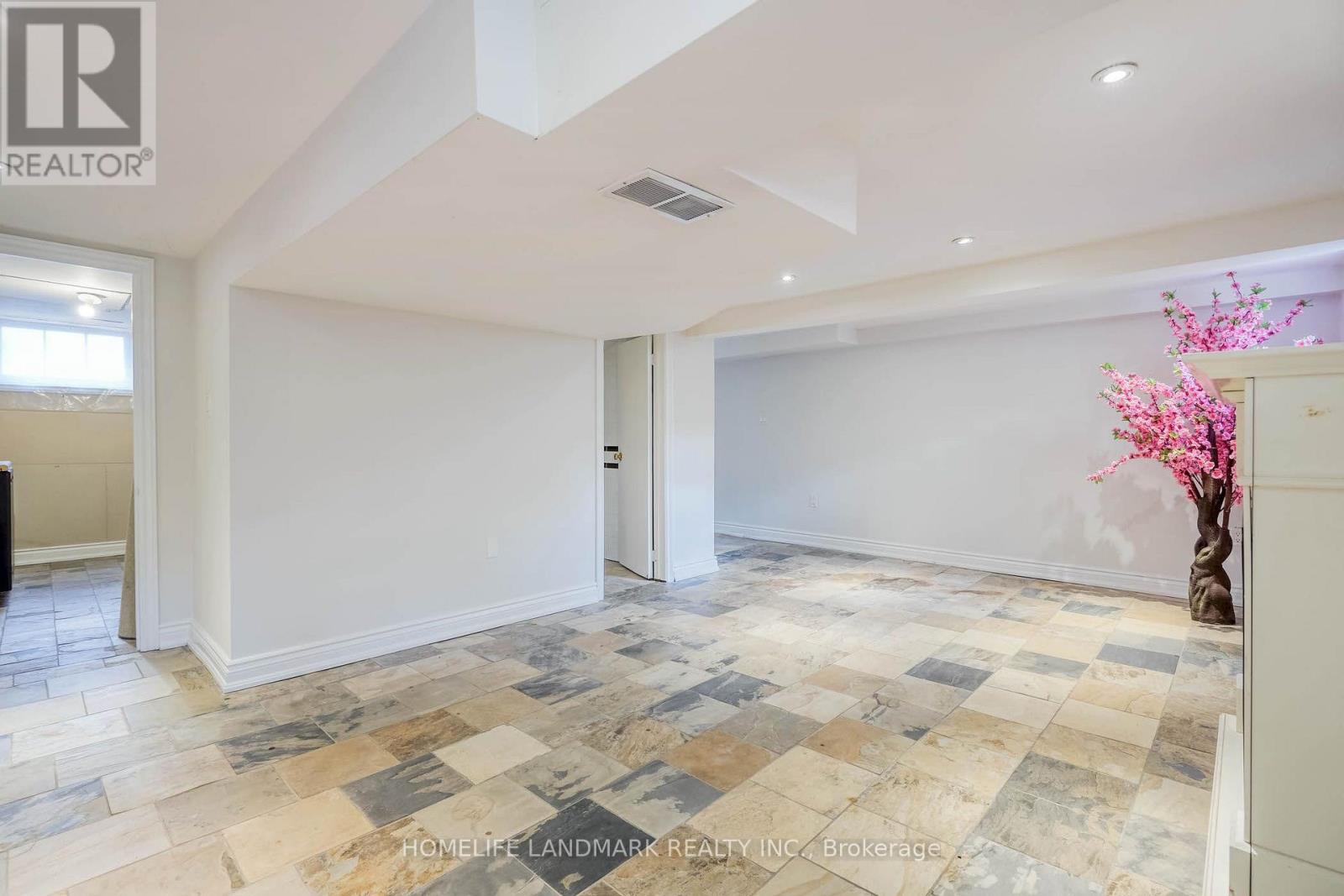 115 Crosby Avenue, Richmond Hill, Ontario  L4C 2R3 - Photo 33 - N13858070