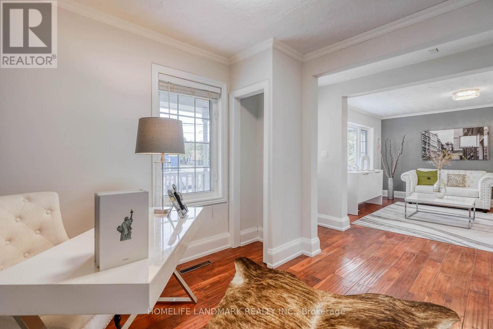 115 Crosby Avenue, Richmond Hill, Ontario  L4C 2R3 - Photo 8 - N13858070