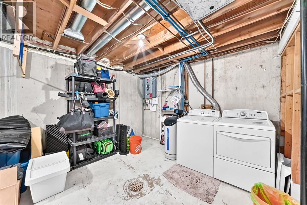 378 Midridge Drive SE