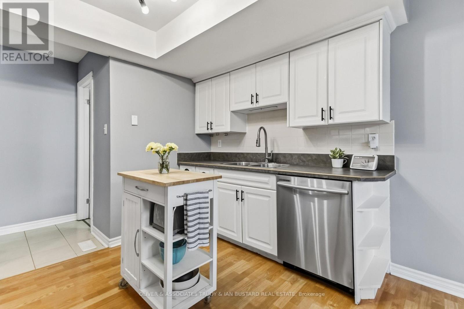 109 Mcmaster Drive E, London South, Ontario  N6K 1J3 - Photo 10 - X13858112