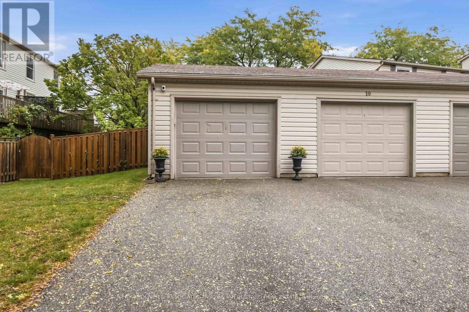 109 Mcmaster Drive E, London South, Ontario  N6K 1J3 - Photo 3 - X13858112
