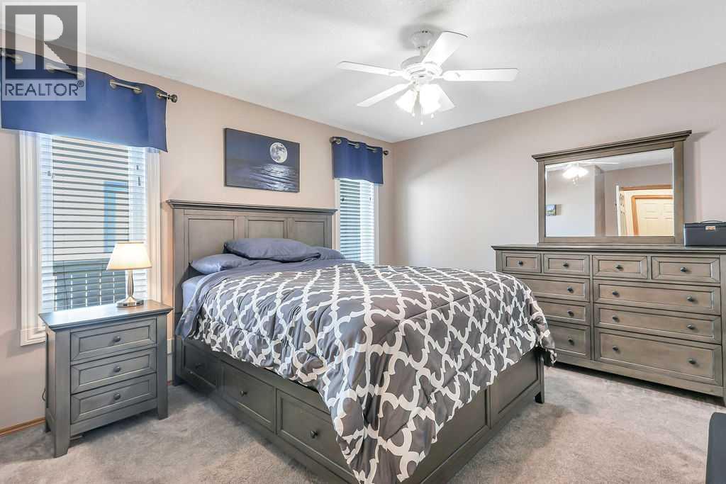 124 Lamont Close