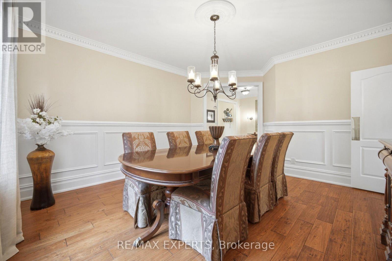 904 Damascus Court, Newmarket, Ontario L3X 1L1 - Photo 18 - N13858108