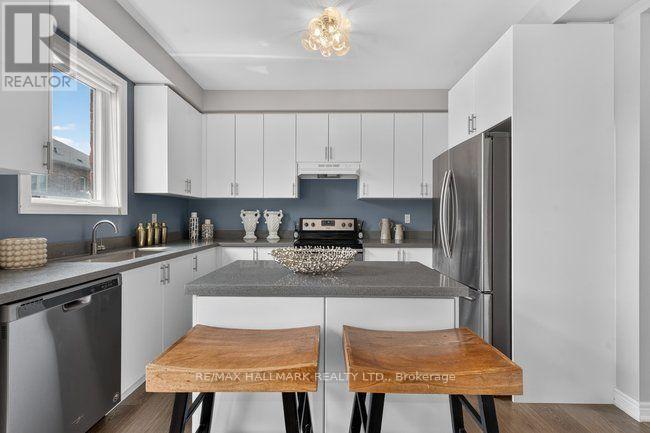 3034 Eighth Line, Oakville (Jm Joshua Meadows), Ontario  L6H 0S5 - Photo 9 - W13858100