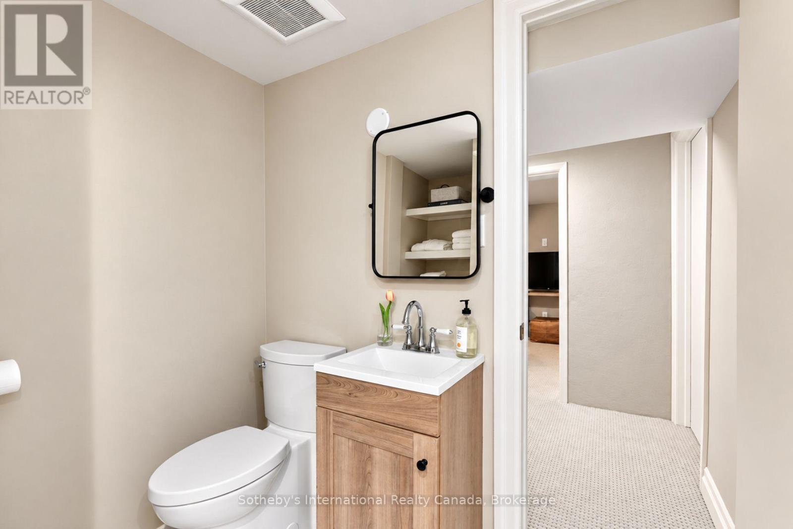 4 King Street, Clearview, Ontario  L0M 1G0 - Photo 37 - S13853268