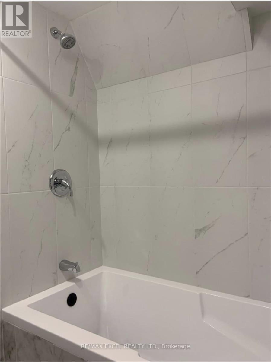 786 Oliva Street, Pickering, Ontario  L1W 2V8 - Photo 39 - E13816840