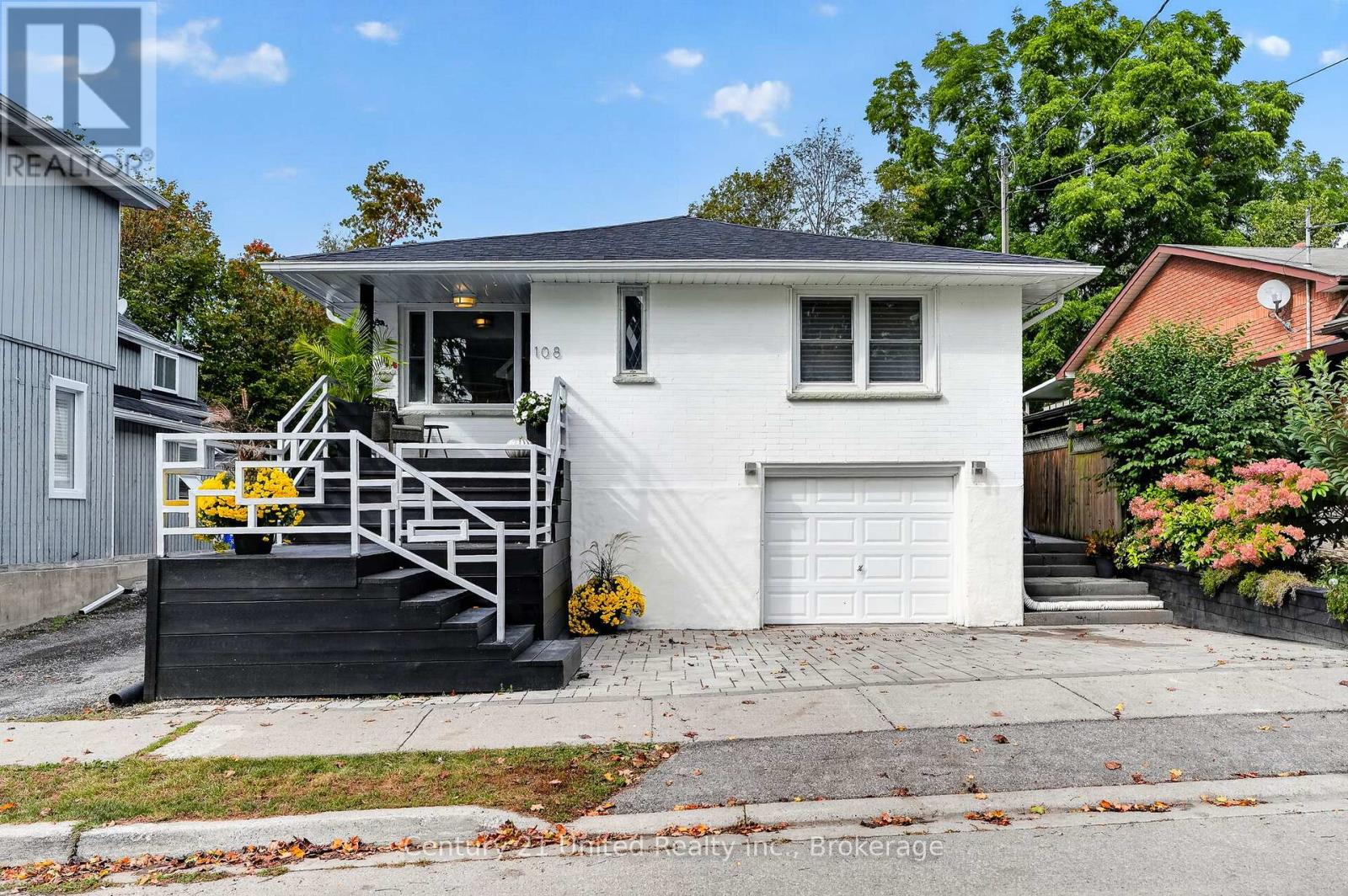 108 JAMES STREET E, Cobourg, Ontario