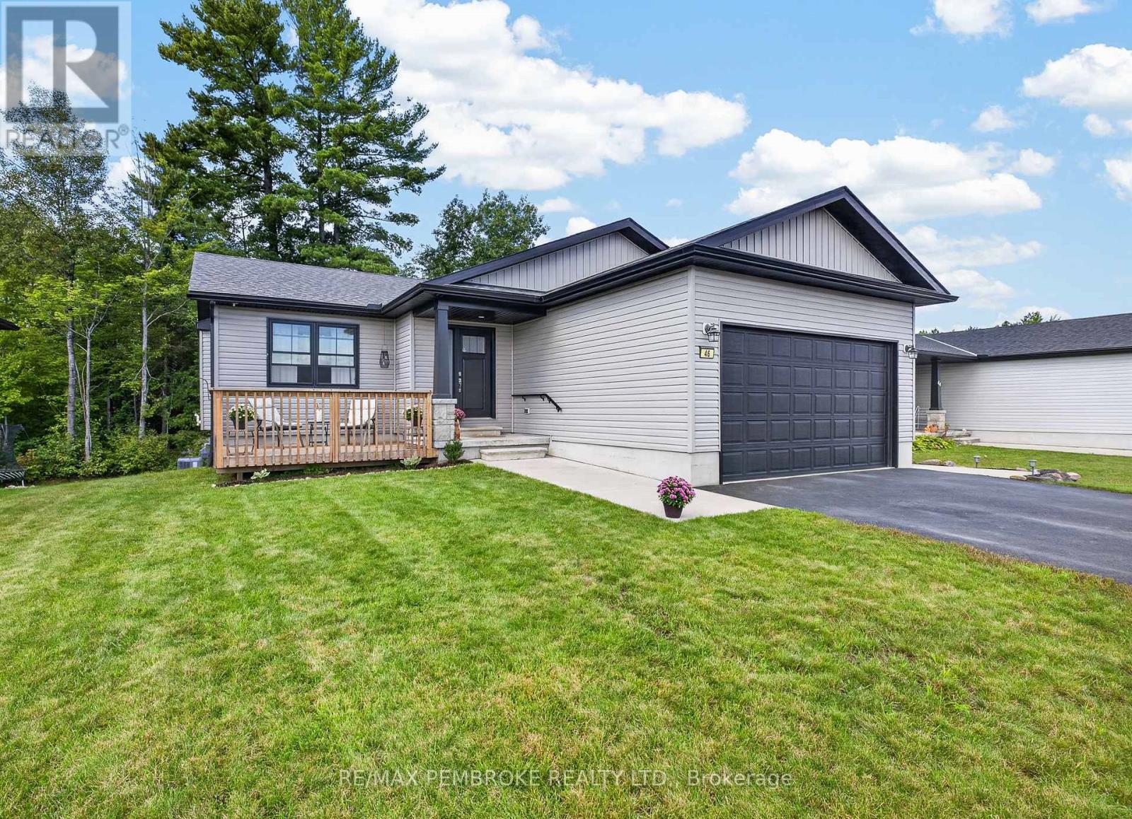 46 TERRANCE DRIVE, petawawa, Ontario