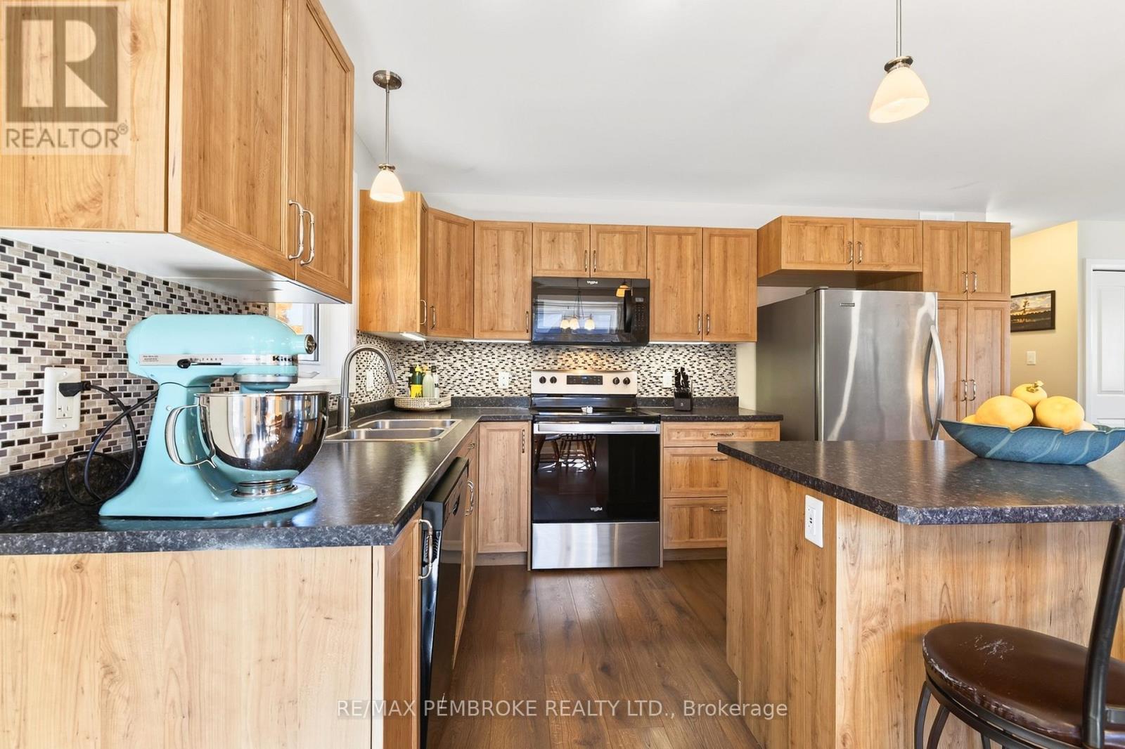 46 Terrance Drive, Petawawa, Ontario  K8H 0H3 - Photo 17 - X13858130