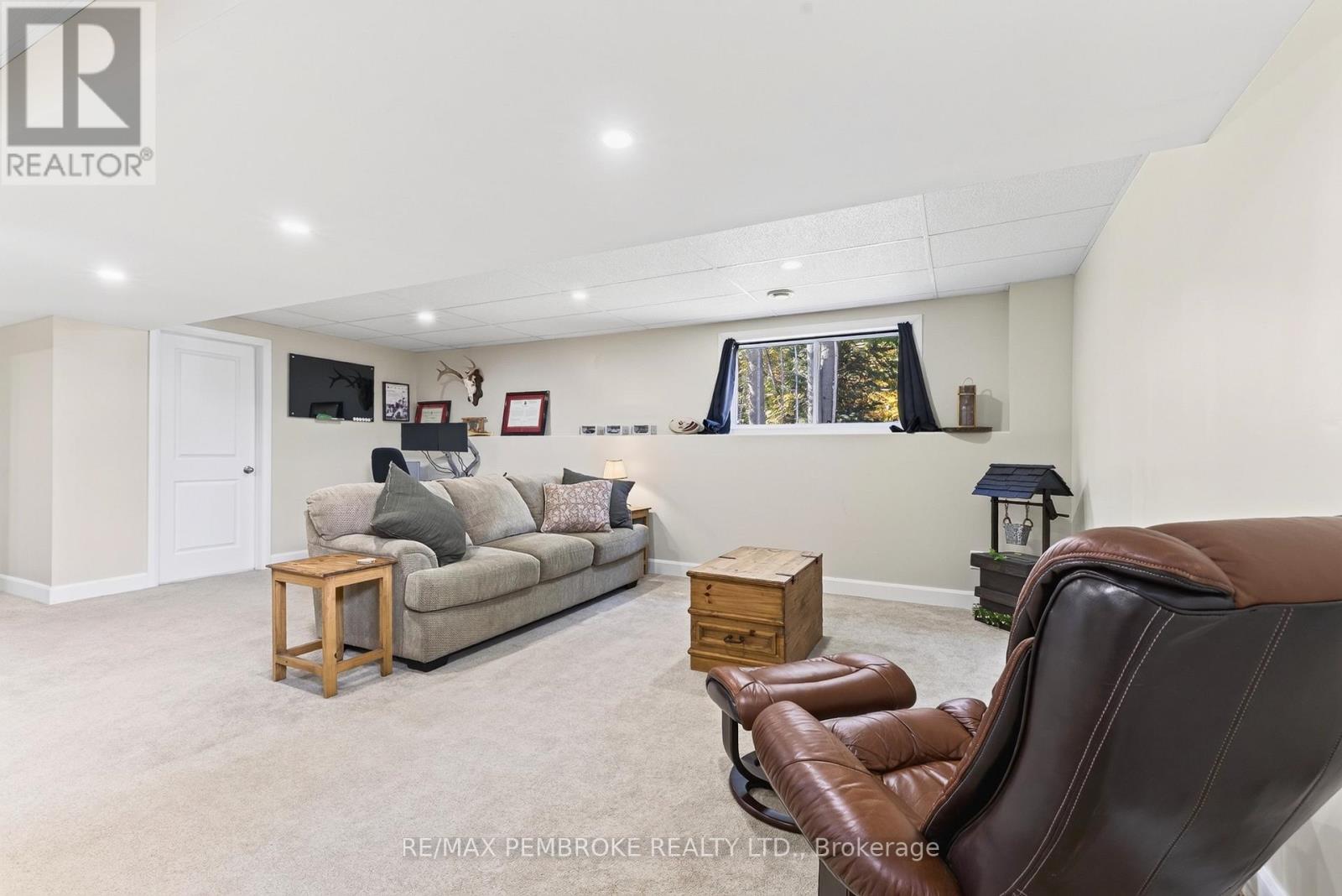 46 Terrance Drive, Petawawa, Ontario  K8H 0H3 - Photo 41 - X13858130