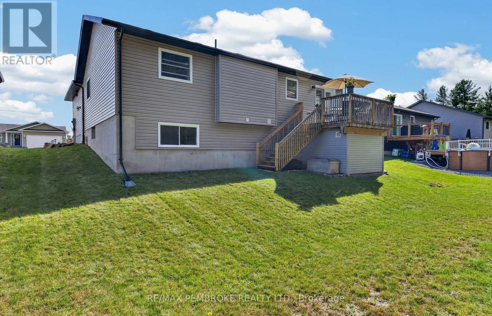 46 Terrance Drive, Petawawa, Ontario  K8H 0H3 - Photo 7 - X13858130