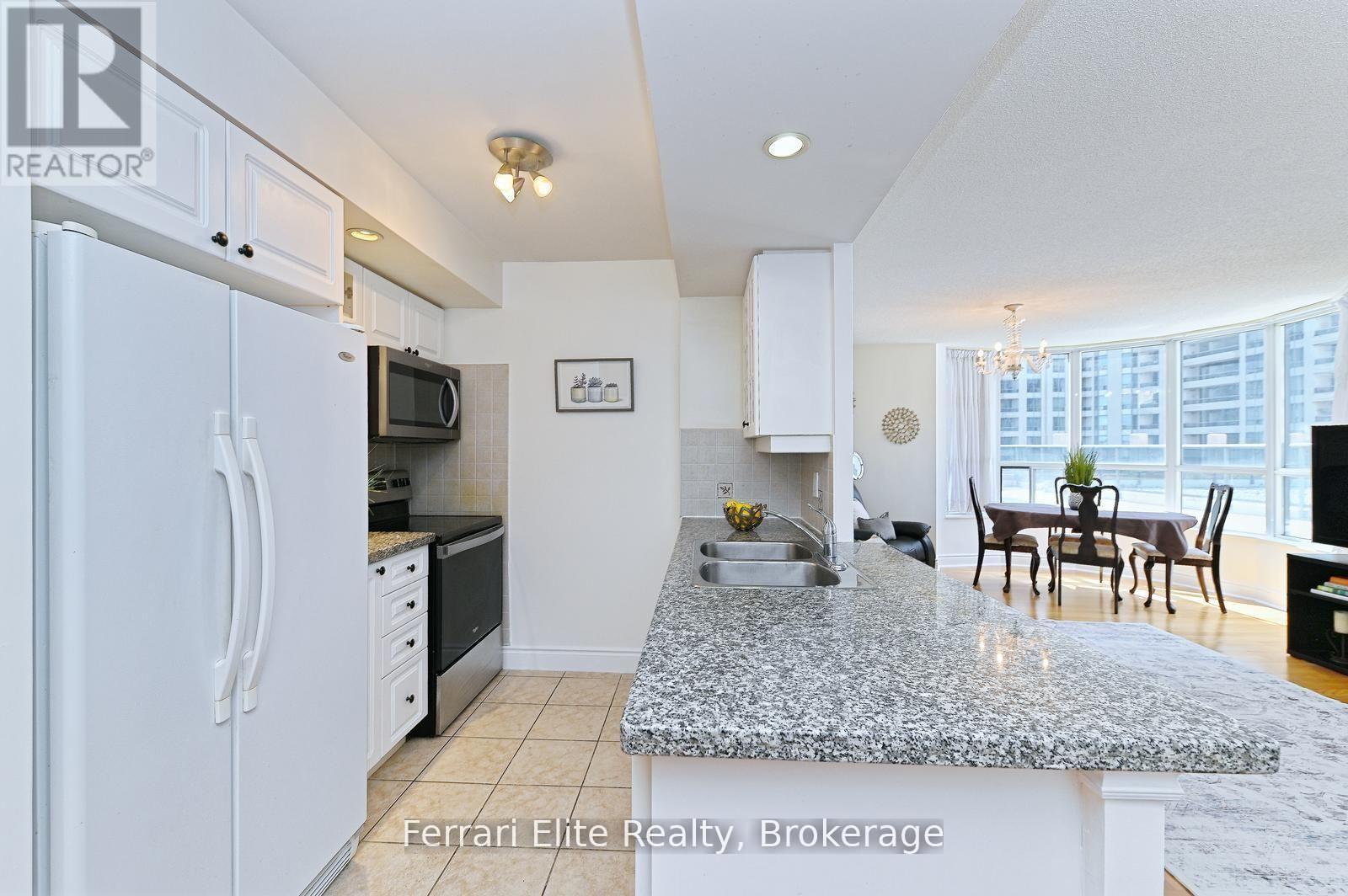 405 - 10 NORTHTOWN WAY