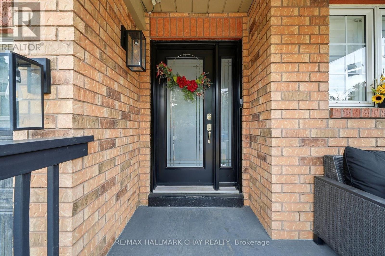 427 Haines Street, New Tecumseth, Ontario L0G 1A0 - Photo 5 - N13858120