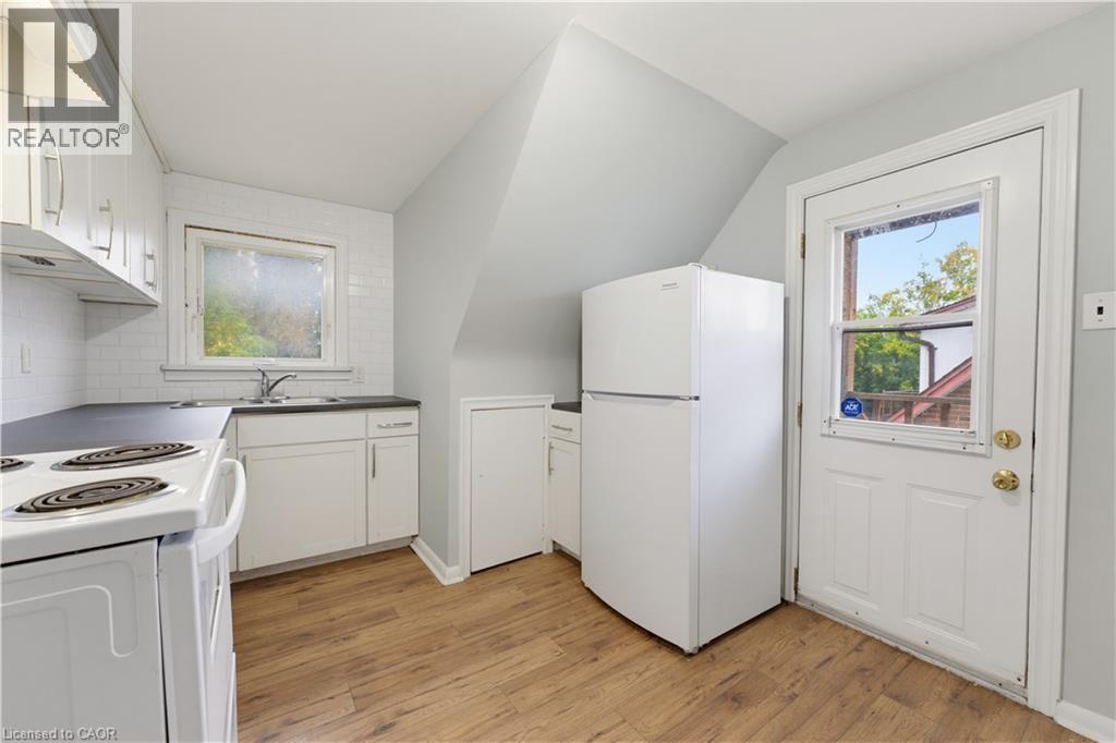 25 Meinzinger Avenue, Kitchener, Ontario  N2T 3T3 - Photo 19 - 40867437