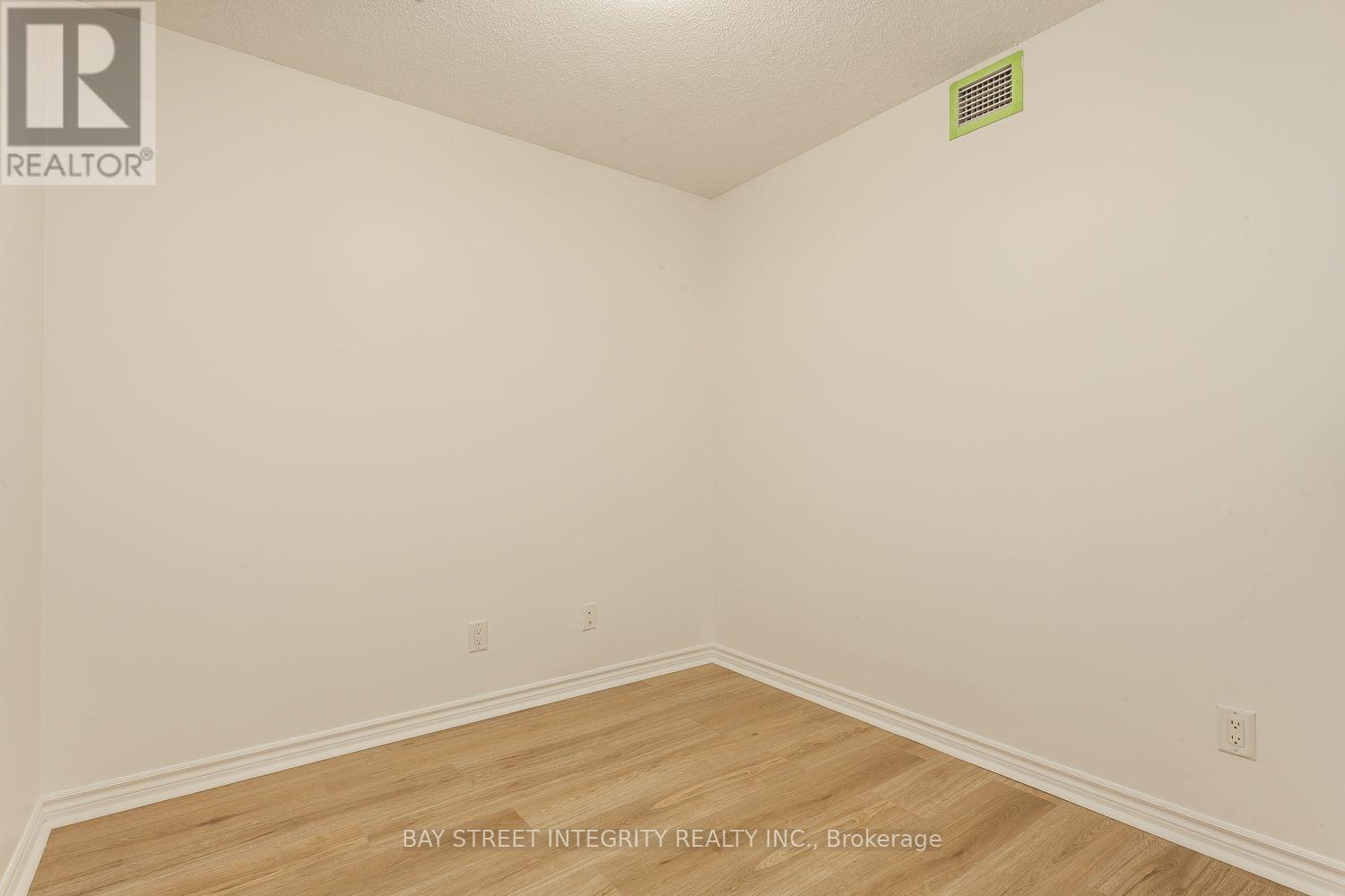 2328 - 3888 Duke Of York Boulevard, Mississauga, Ontario  L5B 4P5 - Photo 23 - W13858118