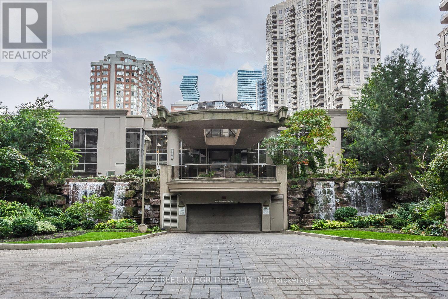 2328 - 3888 Duke Of York Boulevard, Mississauga, Ontario  L5B 4P5 - Photo 42 - W13858118