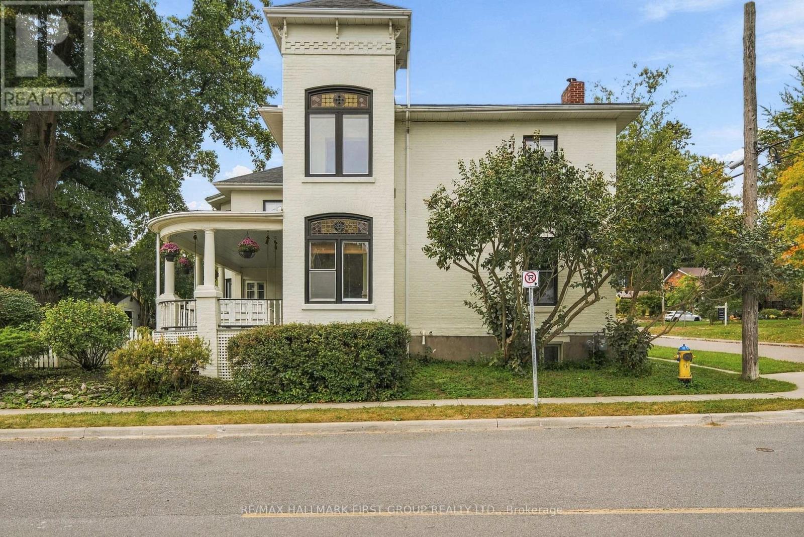 90 BROWN STREET, Port Hope, Ontario