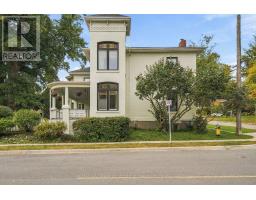90 BROWN STREET, Port Hope, Ontario