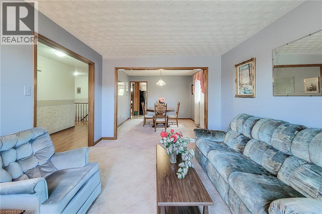 61 Highland Road, Stoney Creek, Ontario  L8J 2T7 - Photo 12 - 40868087