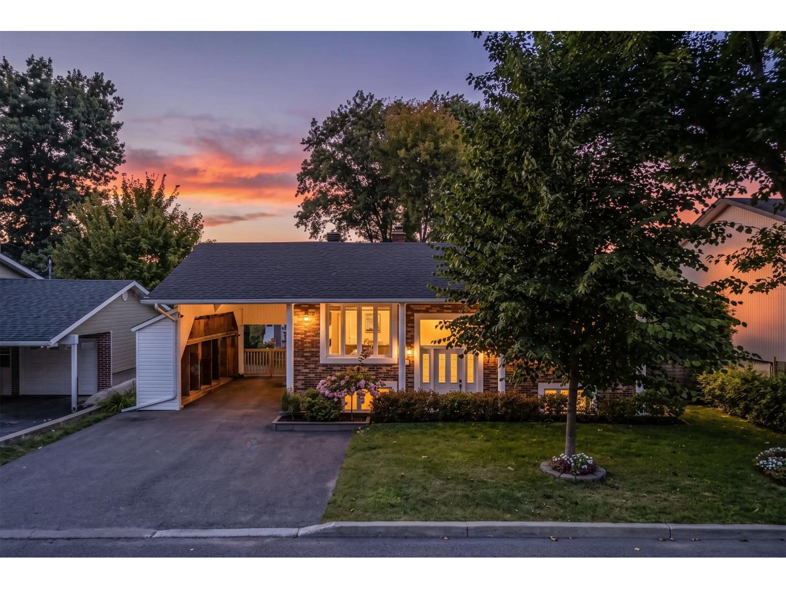 35 Rue Huard Sorel-Tracy Quebec Canada J3P5E4 2