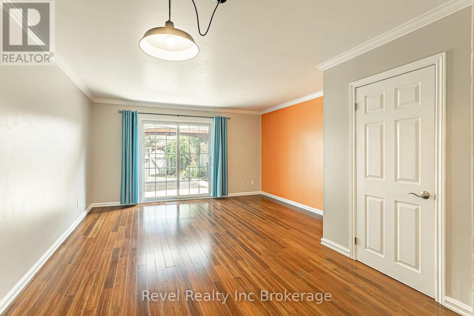 16 Homestead Crescent, London North (North F), Ontario  N6G 2E4 - Photo 8 - X13858134