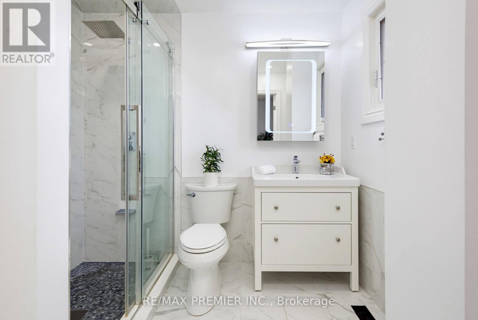 35 Yellow Pine Crescent, Vaughan, Ontario  L4L 3G8 - Photo 22 - N13858142