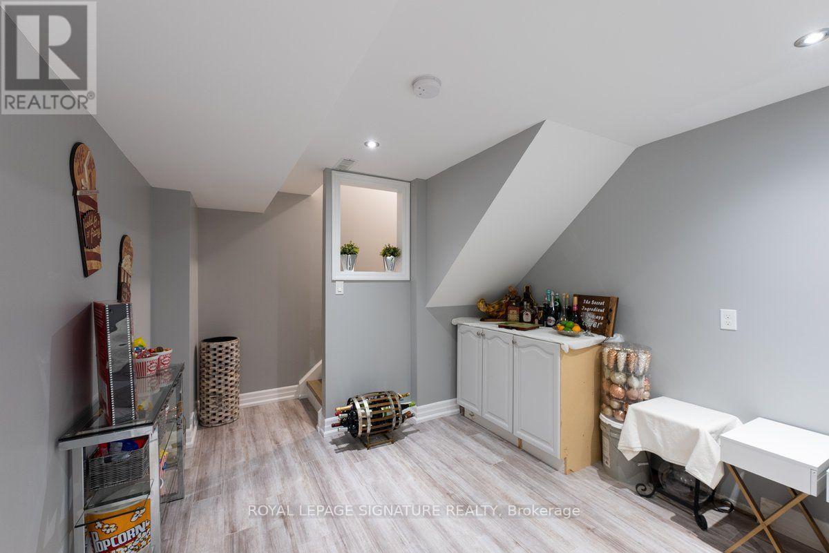 215 Turnbridge Road, Barrie, Ontario  L4M 6R6 - Photo 19 - S13858164