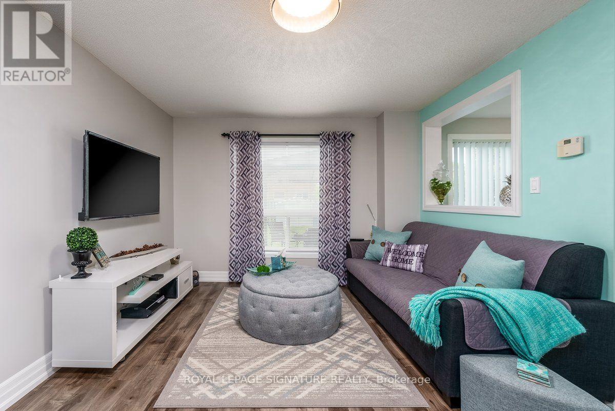 215 Turnbridge Road, Barrie, Ontario  L4M 6R6 - Photo 7 - S13858164