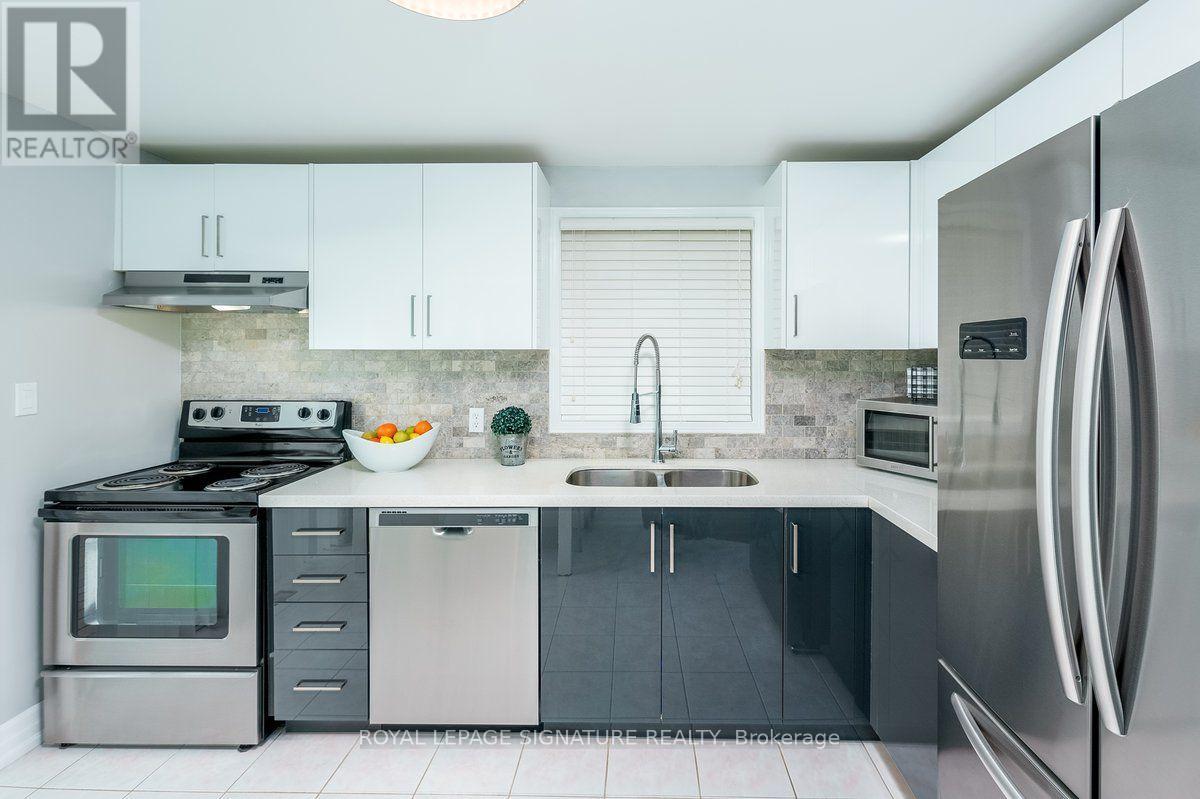 215 Turnbridge Road, Barrie, Ontario  L4M 6R6 - Photo 9 - S13858164